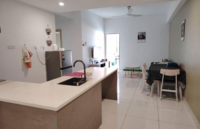 Mid Valley Megamall View Southkey Mosaic 3BR 2FREE By Natol - Foto 6