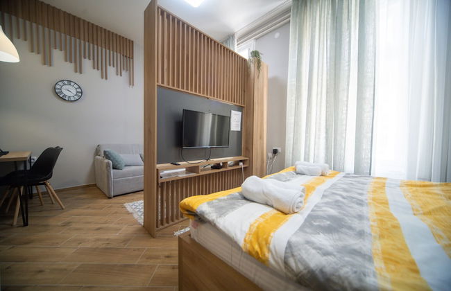 Manoir Apartments - Photo 12