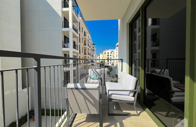 Stunning Beach View Apt. with Balcony Jumeirah La Mer - Photo 39