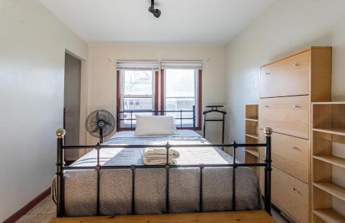 1 Bus Stop To NYC-Hot Tub-EWR Airport-Free Parking - Foto 21