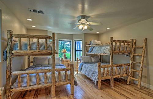 Serene Lakeside Cabin with Decks and Edler Lake Views! - Foto 30