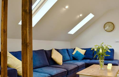 Treeview Lodge - Photo 3