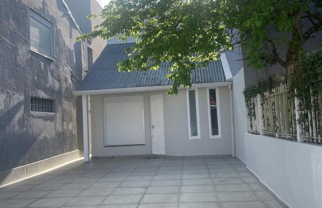 Casa ao Lado da Praia de Canasvieiras - Photo 1