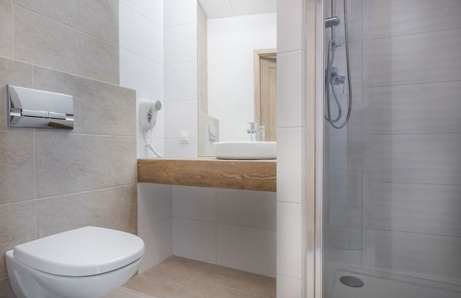 Vola Residence - Photo 31