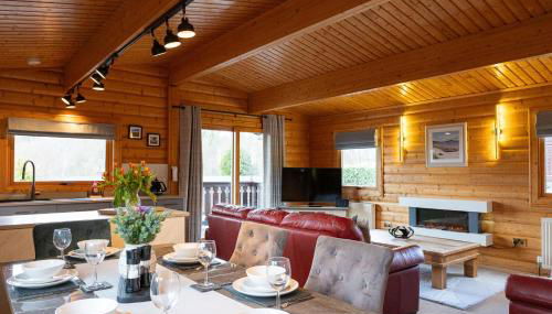 Ravens Craig - Photo 1