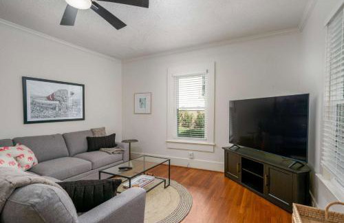 Crimson Tide Cottage- 2 King Beds- 2 5 miles to UA - Foto 8