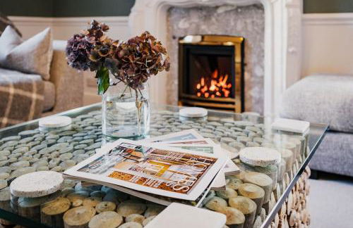 The Old School House, luxury home with hot tub. - Foto 6