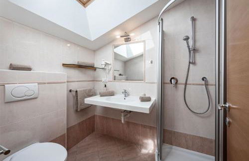 Tirolerhof guesthouse - Photo 35