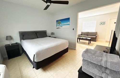 Poolfront Cottage Near Beach with Full Kitchen! - Foto 3