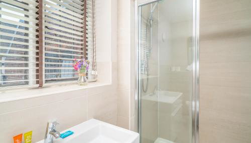 Castle Properties:Eton-The College - Foto 5, Shower