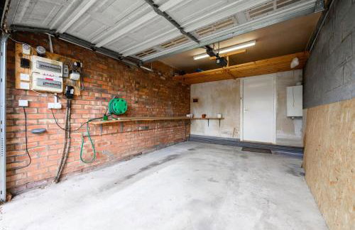 3 Bed Stunning Home in Hale - Foto 21