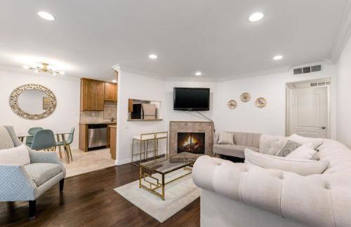 Luxury 2-Bedroom Condo in Studio City - Foto 1
