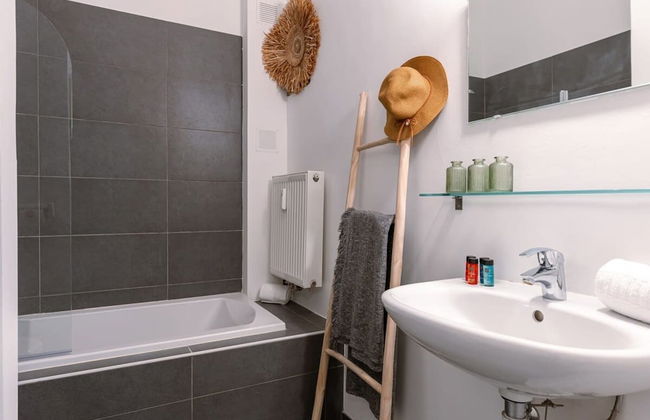 Comfy 1-bedroom Apartment With Side Seaview - Foto 38