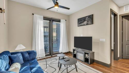 1BR Alongside Q2 and Domain With Pool, Gym and Free Parking - Foto 4