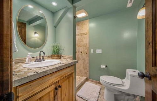 Theatrical Escape South Hill Home near Downtown - Foto 5