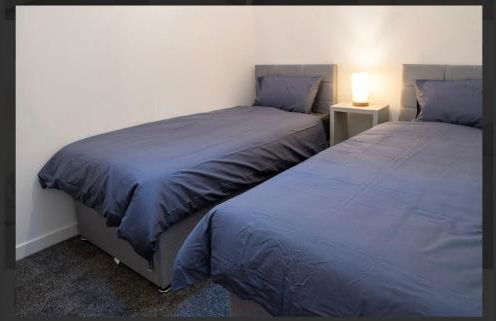 Central Mews Free Wi-Fi-Parking-Contractors - Photo 5