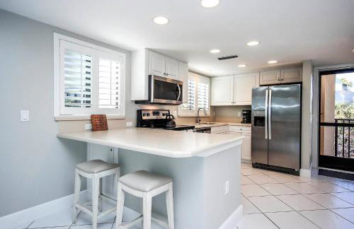 Tranquil 2nd floor beachfront condo on Sanibel Island 2A2 - Foto 36