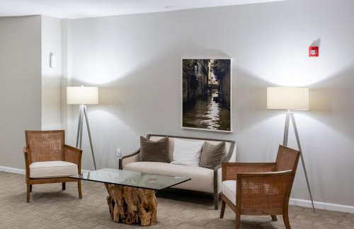 Landing Stylish 2BD Gym Clubhouse - Photo 43