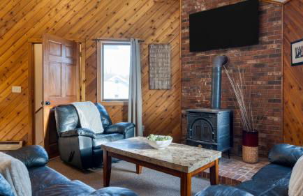 Scenic Catskills Retreat • Pool Hot Tub Game Room Lake Views Mountainview Estate by AvantStay - Foto 26