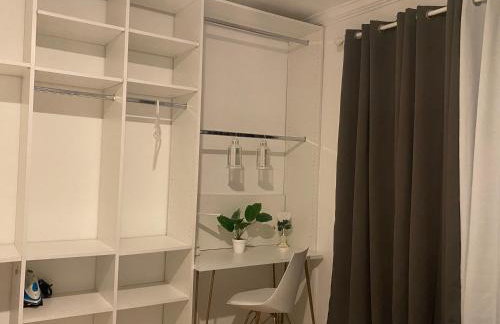 Beautiful House 7 min from Miami Airport w FREE parking - Photo 30