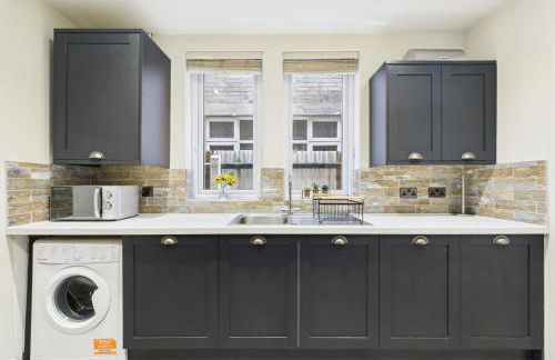 Stylish 6 Bed Apartment - Ideal for Contractors, Health Care workers - Peterborough - Foto 19