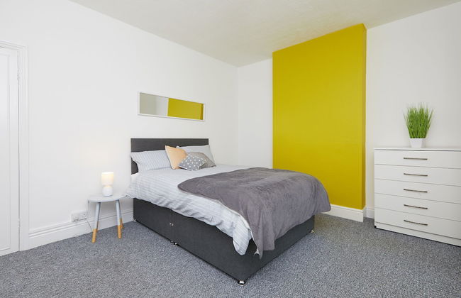 4 Bed Derby House - Long Stays- Parking - Foto 7