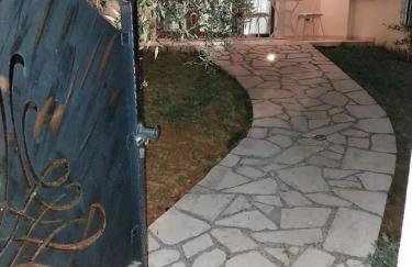 Villa Birikina with Pool - Photo 17