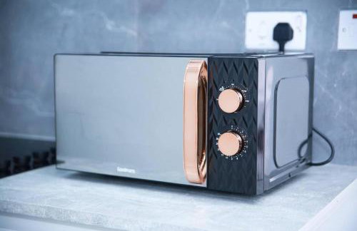 Apartment - Sleeps 2 & Free Parking - Photo 22