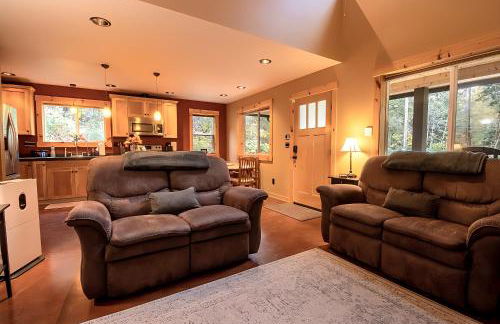 2 Kings, Fire Pit, Gameroom, EV charger, Dogs OK! - Foto 24