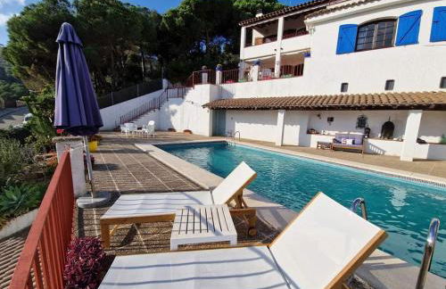 Villa Alella, 5 bedrooms & pool - Foto 41