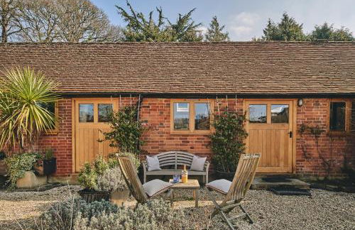 The Clock Tower & Dairy - Two x 2 Bed Barns with Indoor Pool - Photo 14