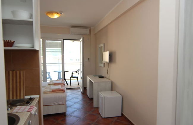 Mila & Aleksandr Apartments - Photo 72