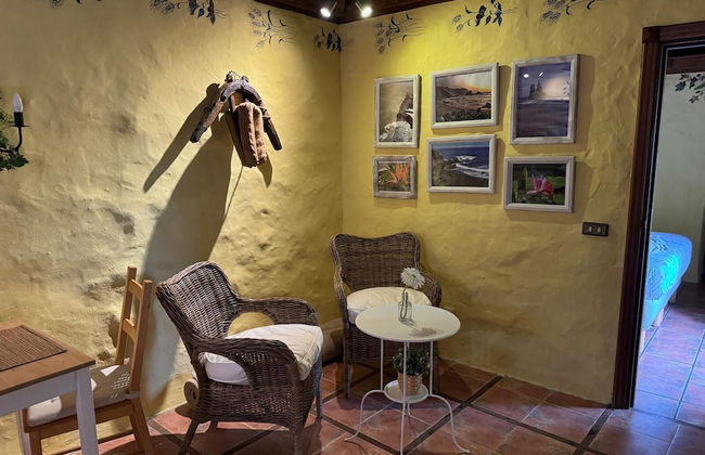 Oasis Hill Botanical Garden - Foto 31