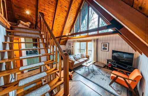 Nine Sides Lodge- Cozy A-Frame makes base camp for ADK Adventures - Foto 40