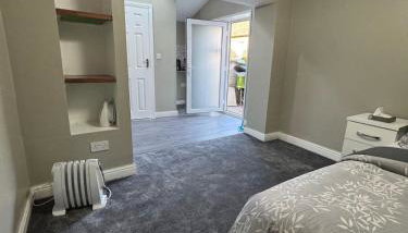 Private Studio Retreat & WiFi & HD TV & Near Town Center - Foto 2