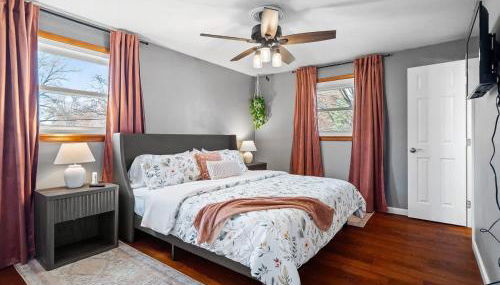 Vermilion Retreat with Game Room, Hot Tub and Across from Community Pool - Foto 5