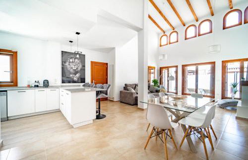 El Valle Golf Resort- Private Pool- Bbq- Parking - Foto 24