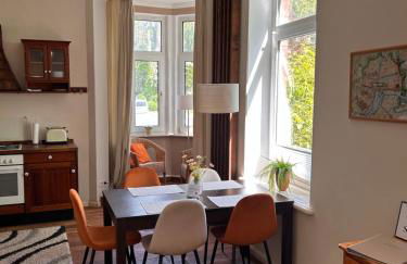 Schöne Altbauwohnung direkt an der Kesselschleuse! - Photo 2