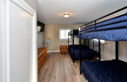 2 Bed, 1 Bath, Upper Level Unit - Foto 10