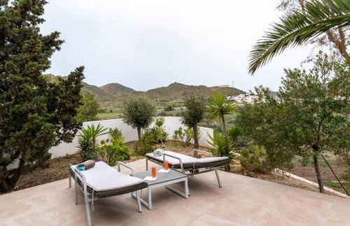 TurAlmeria - Casa Tranquila con Jardín y Aparcamiento privado - Foto 38