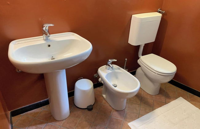 1 Bed Cottage Sleeps 4 Private Garden - Pool - Photo 4