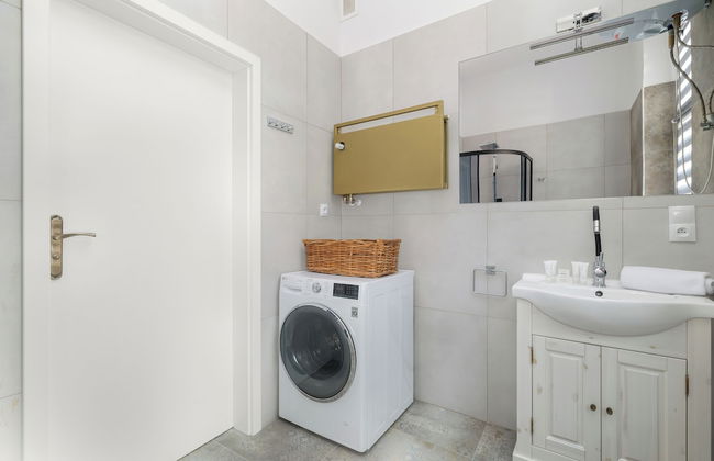 Yellow Apartment in Bytom by Renters - Foto 22