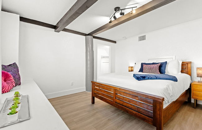 Style & Serenity - Steps Away From South Congress - Foto 6