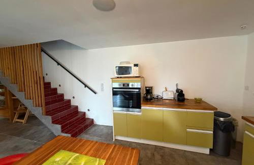 Maison renovee en pierres séjour spacieux avec jardin et terrasse aménagée près Omaha beach & Bayeux à 5mn de la mer tous commerces - Foto 42