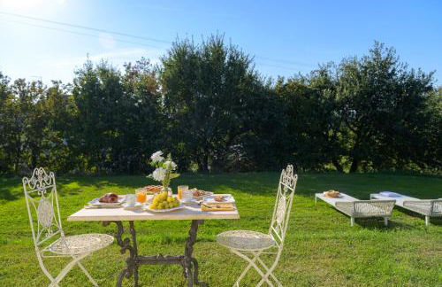 House in the heart of Tuscany with A/C and pool! - Foto 17