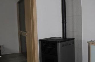 gemütliche Dachgeschoss- Ferienwohnung im Grünen - Foto 8