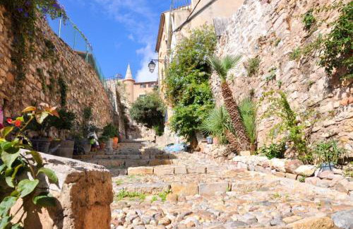 Hyères studio refait à neuf dans la cité médiévale - Foto 11