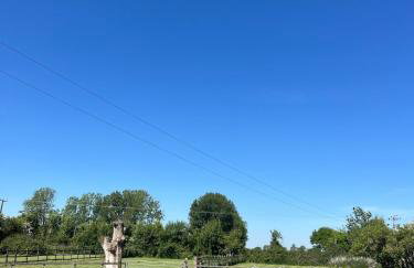 Cottage nestled in the heart of a stunning Suffolk Village - Foto 28