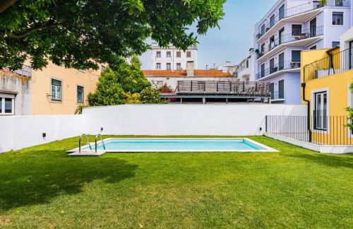 Lapa Getaway Studio with Swimming Pool - Photo 61