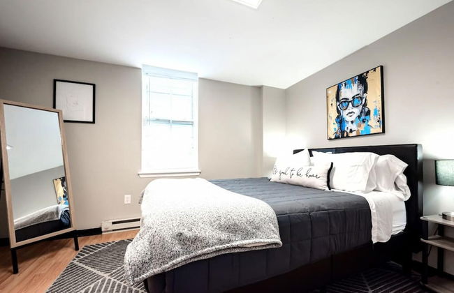 The Terrace at Park Place 2nd Floor Walk up -cozy 2 Bedroom Fast Wifi Free Coffee - Foto 8